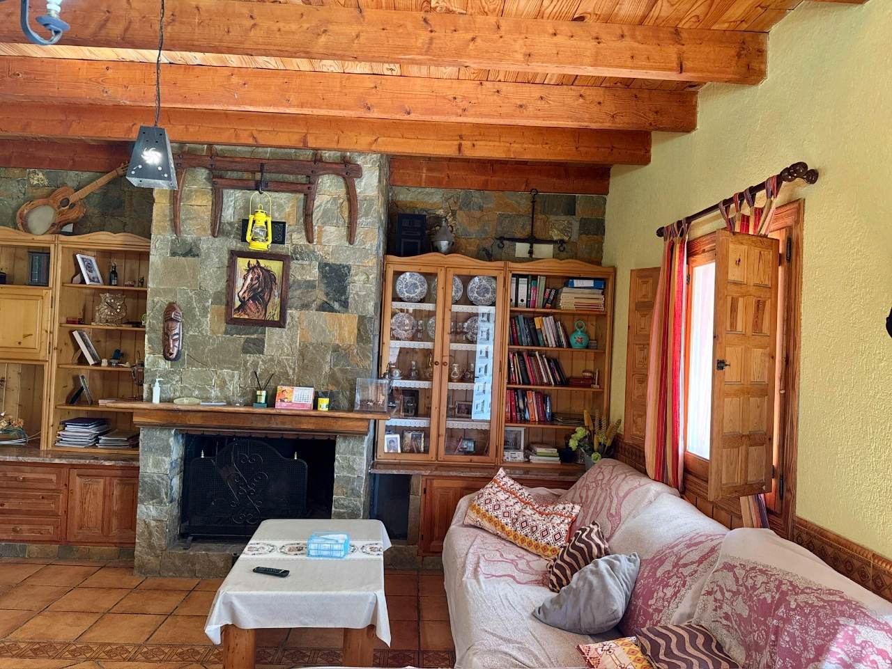Chalet con piscina en partida Cucuch - Novelda